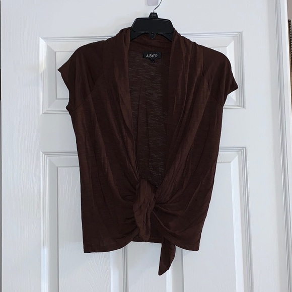 A. Byer brown wrap top size small - Picture 2 of 5